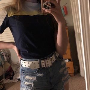 URBAN OUTFITTERS BASIC TEE